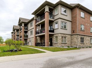 19 A Yonge St N #208, Springwater, ON L0L1P0
