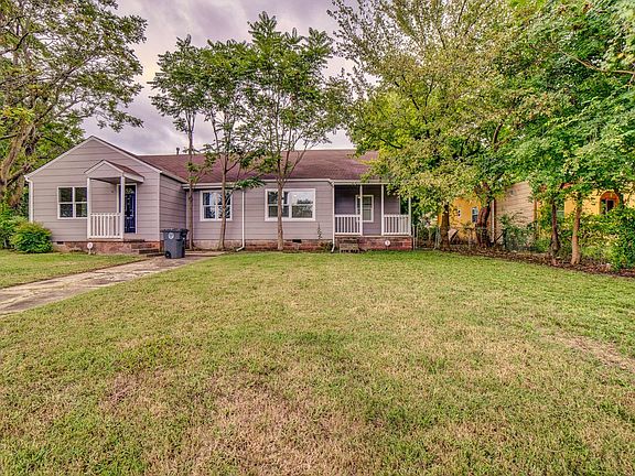 2nd image of 1345 N Lewis Pl #2B-1BA-900SQFT