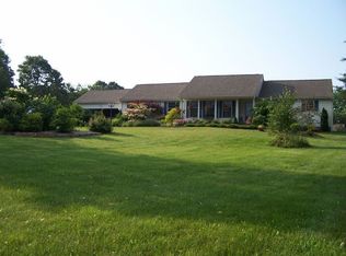 24 Chestnut Hill Rd, Griswold, CT 06351