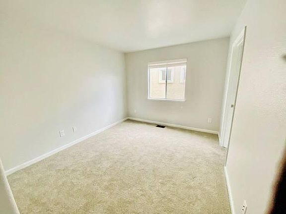 3rd image of 2400 Balmoral St