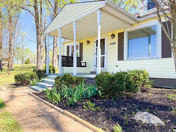 2nd image of 1702 Buffalo Rd