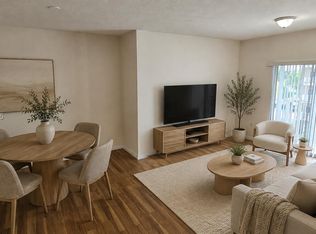11050 SW 196th St APT 408, Miami, FL 33157