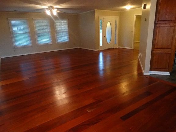 4th image of 1258 Belmont Dr