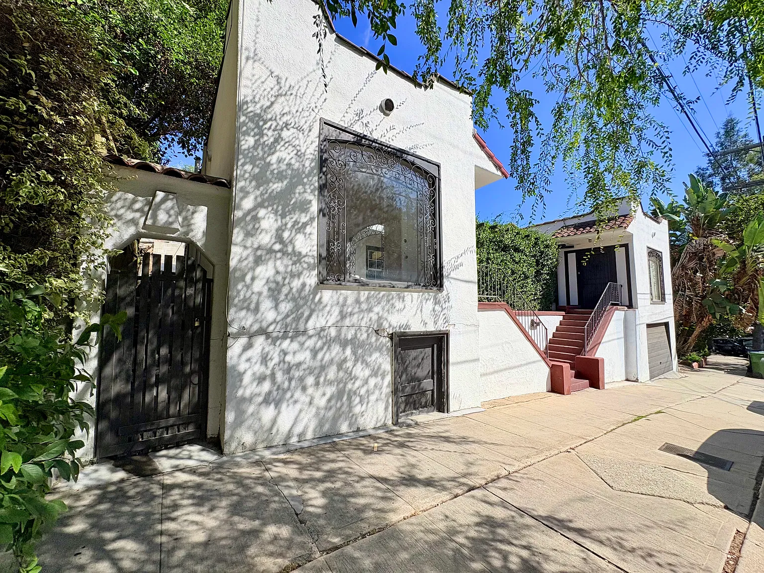 2 bed, $3,850 — Photo 2