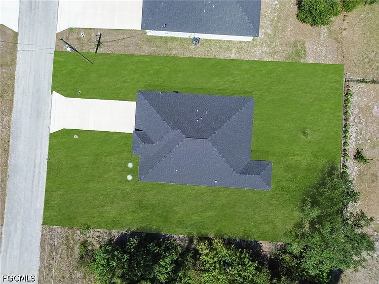 6210 Forest Ct — Photo 3