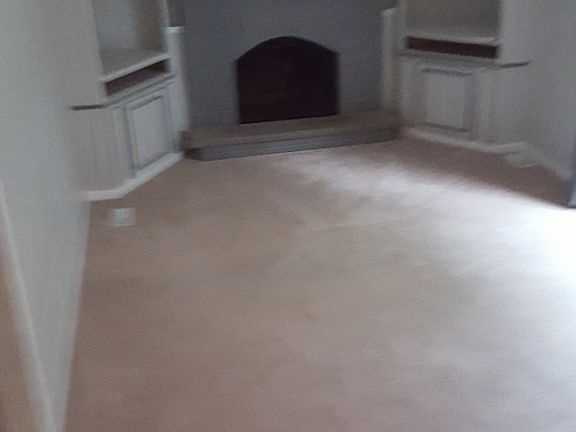 3rd image of 2612 Deli Ct NE
