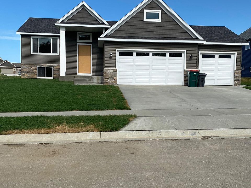 2nd image of 5459 Ridgeview Dr NW