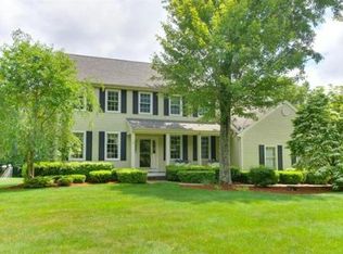 35 Darlene Dr, Southborough, MA 01772