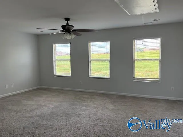 210 Hydra Cir — Photo 8