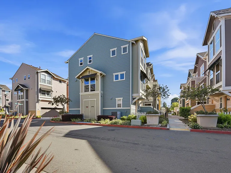 40955 Olmstead Ter — Photo 44