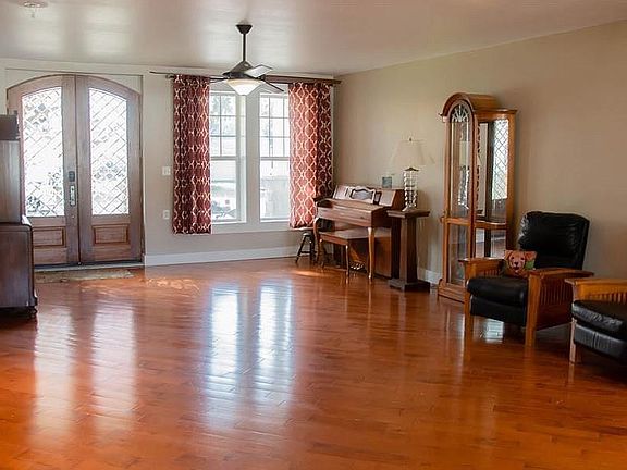 4th image of 31480 Leona St