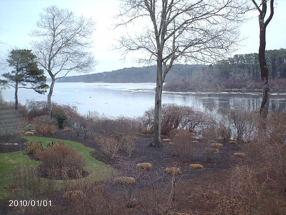 2nd image of 42 Lookout Rd