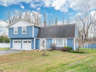 16 Olympia Dr, East Hanover, NJ, 07936