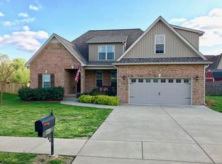 445 Sedgwick Ln, Clarksville, TN 37043