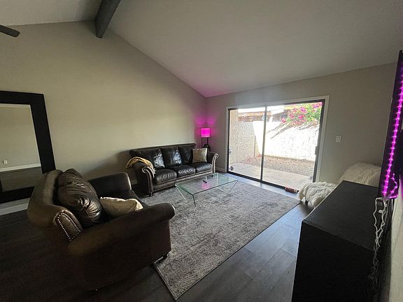 4th image of 926 W Sterling Pl