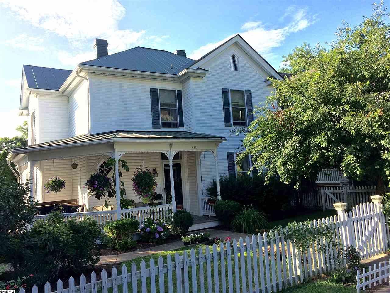 412 Chestnut Ave, Waynesboro, VA 22980 Zillow