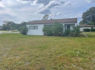 2102 W Farwell Dr, Tampa, FL 33603