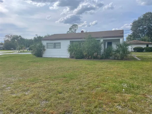 2102 W FARWELL DRIVE, TAMPA, FL 33603