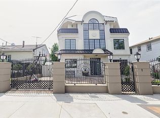 312 Mayfair Dr N, Brooklyn, NY