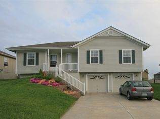 1311 Magnolia Dr, Greenwood, MO 64034