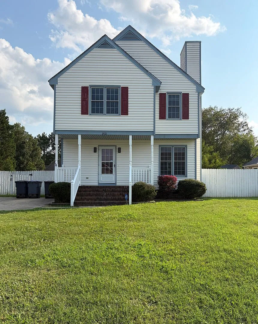 2421 Sexton Rd — Photo 1