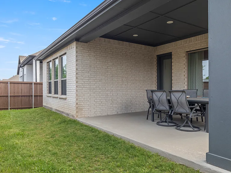 5608 Stewarts Creek Ct — Photo 27