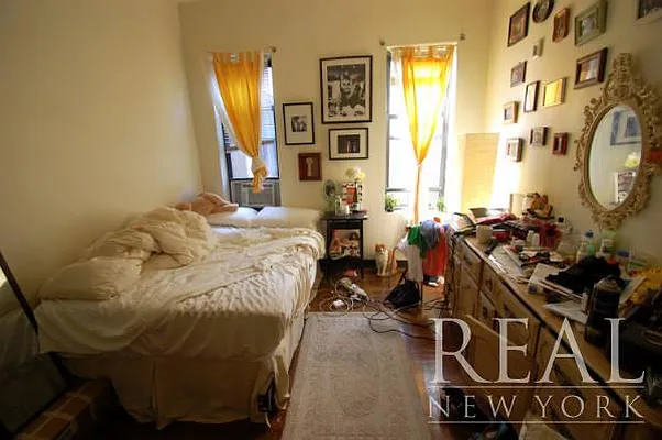Rented by REAL New York | media 25