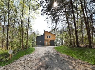 19515 Rauber Rd, Logan, OH 43138