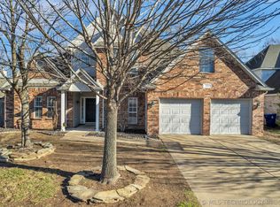 321 N Aster Pl, Broken Arrow, OK 74012