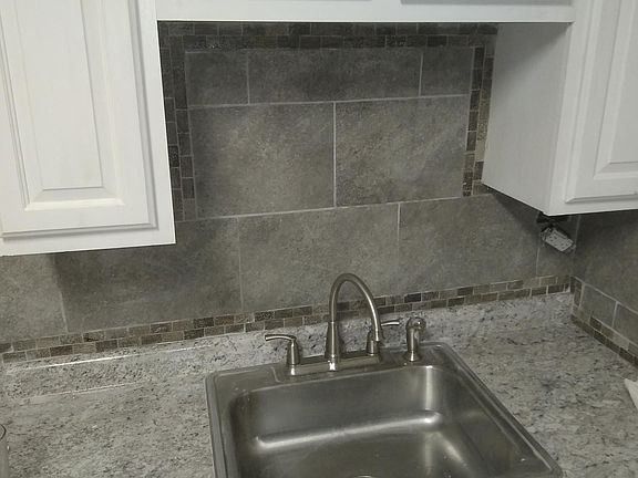 3rd image of 3513 W Evergreen Ave #2