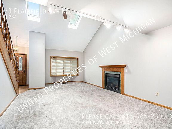 4th image of 3073 Plainfield Ave NE