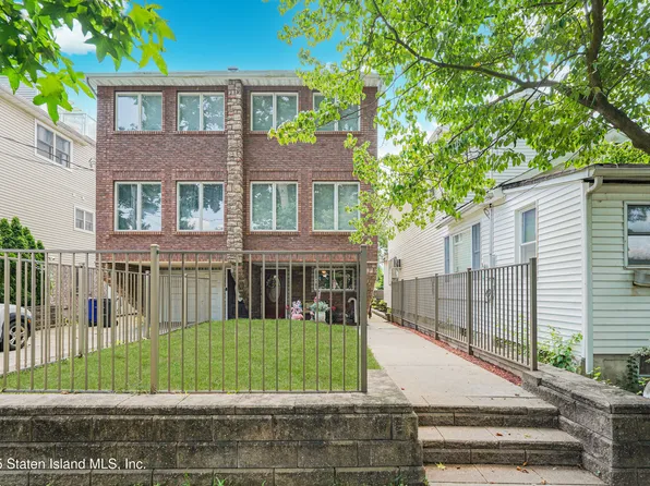 188 Graham Blvd #B, Staten Island, NY 10305