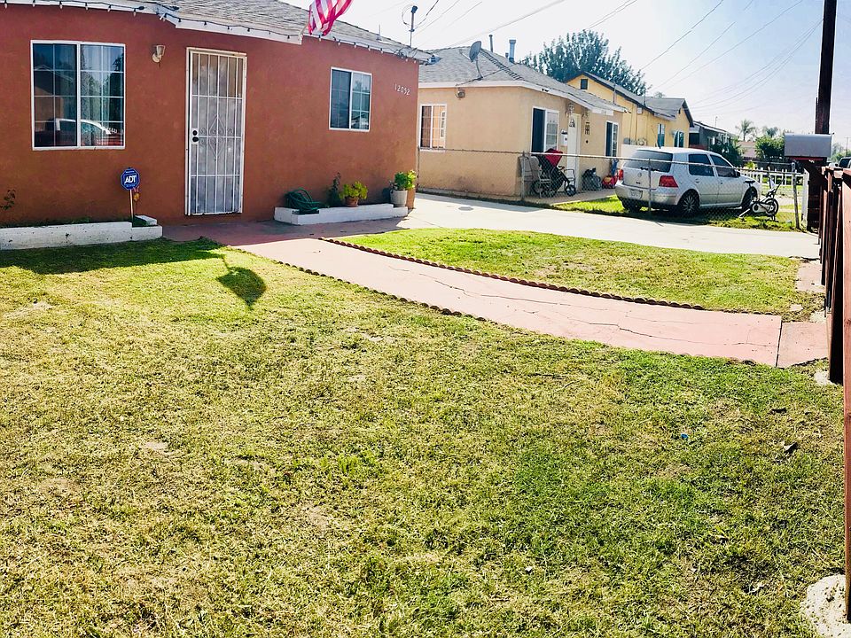 2nd image of 12052 Nava St