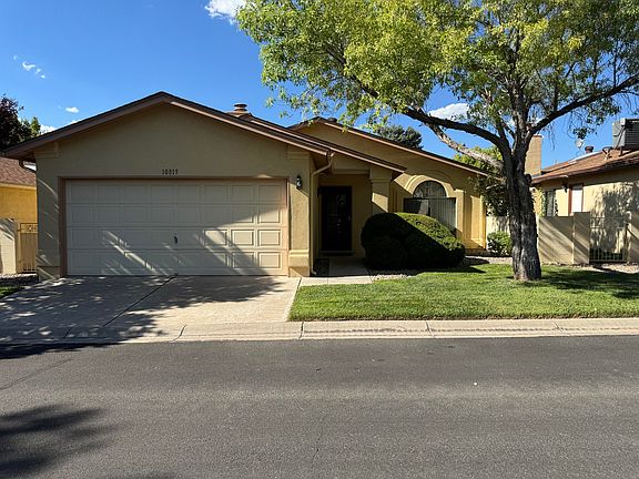 2nd image of 10815 Griffith Park Dr NE