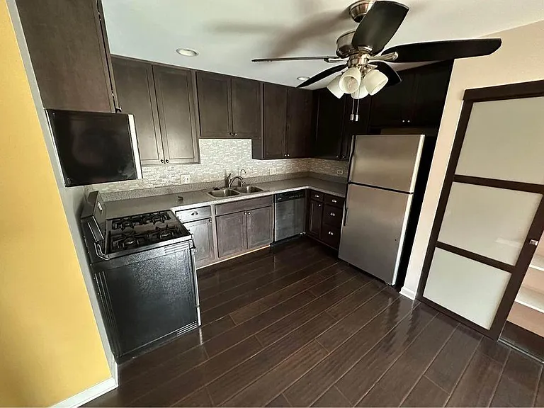 1110 Manchester Ct #1110 — Photo 10