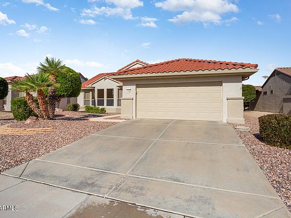 3rd image of 15222 W WATERFORD Drive
