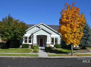 604 W Valentino Dr, Meridian, ID 83642
