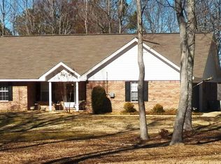 45 Ericka Dr, Columbus, MS 39702