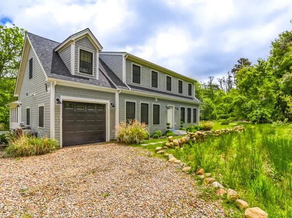 139 Tea Ln, Chilmark, MA 02535
