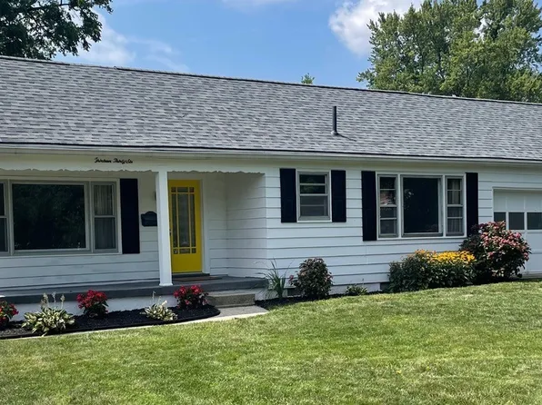 1336 Rose Bower Ave, Kettering, OH 45429