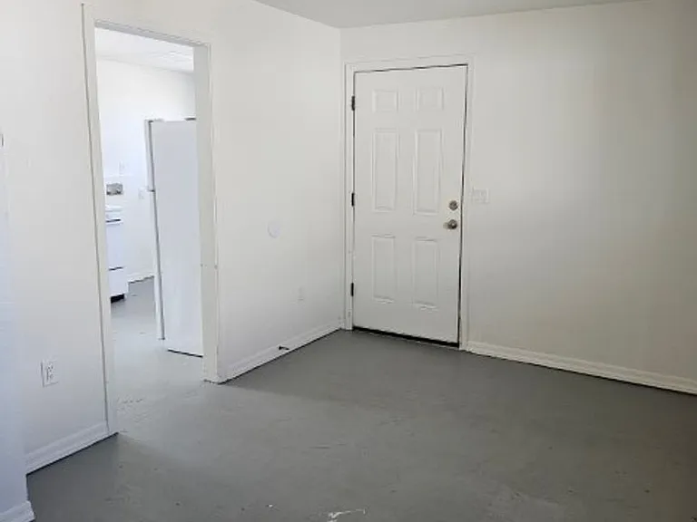 172 N Shady Ln — Photo 8