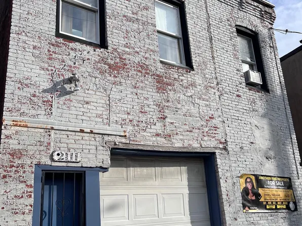2111 Hargrove St, Baltimore, MD 21218