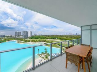 2411 Laguna Cir #807, Miami, FL 33181