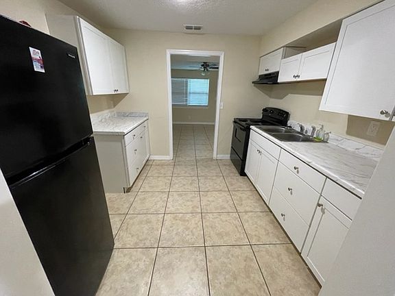 3rd image of 106 Candy Ln #1