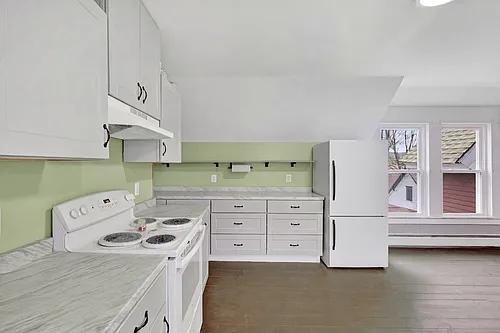 37 W Myrtle St #B Photo 1 37 W Myrtle St #B Photo 1