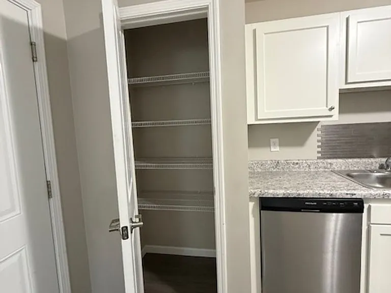 Cypress Ridge Apartments — Photo 47