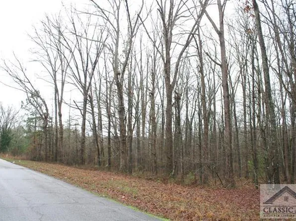 1311 Country Club Dr, Union Point, GA 30669