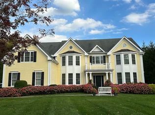 116 Cox Ave, Armonk, NY 10504