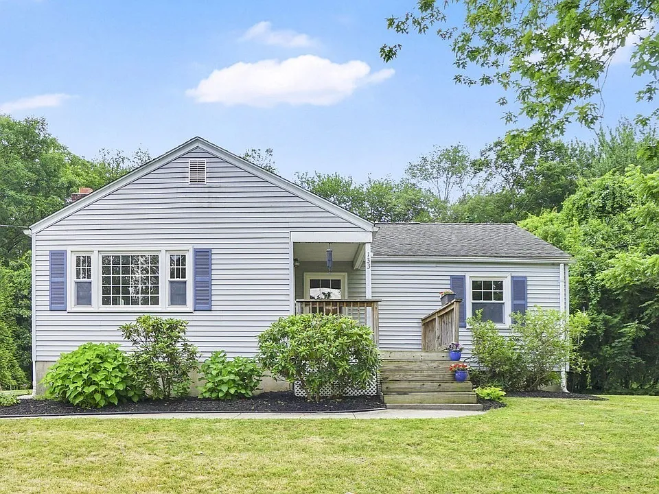 133 Mosier St