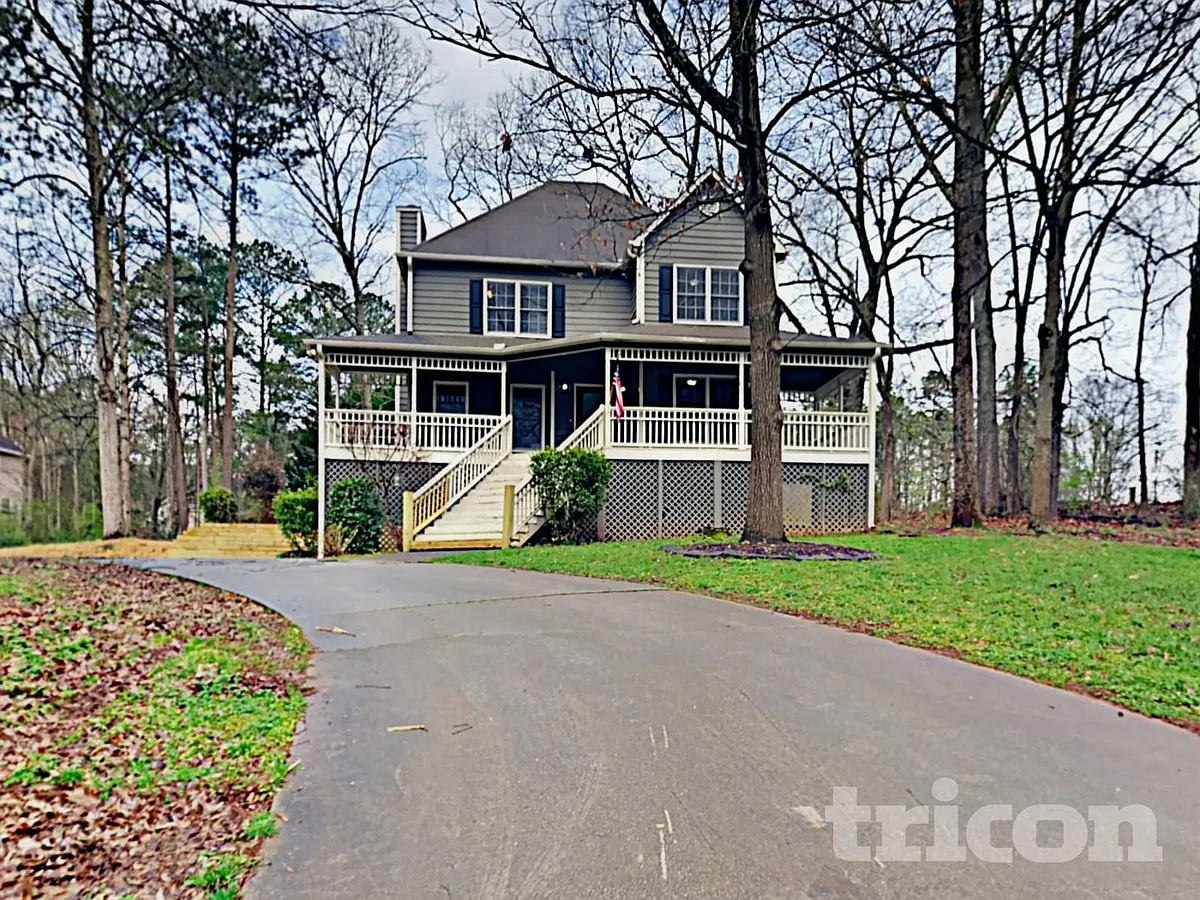 Building Photo - 313 Willow Bend Dr